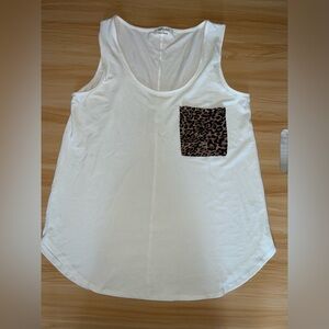 Zenana Leopard Pocket White Tank Top